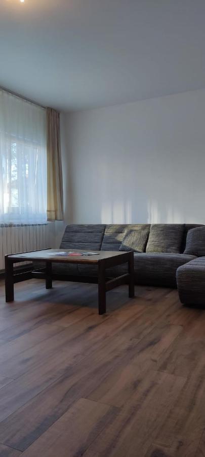 Republicii 7 Iris 98 Mp 3 Camere 3 Paturi 2 Dormitoare 1 Canapea Parcare Card De Vacanta Бая-Маре Экстерьер фото